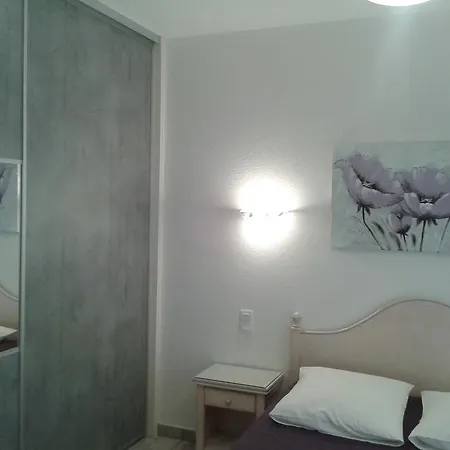 Couette-café Blanches , Bâtiment Secondaire La Caravelle, Vue Jardin Biscarrosse-Plage